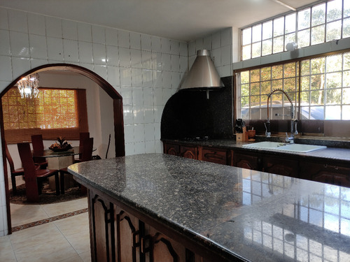Venta De Casa San Antonio De Los Altos El Amarillo Rz