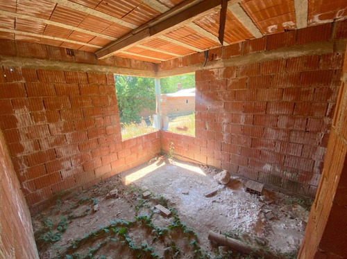 Imagen 3 de 7 de Venta De Lote Con Construcción Avanzada De 343m2 Ubicado En San Roque