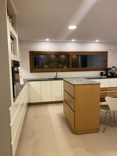 Casa En Venta - 5 Ambientes - La Herradura Pinamar