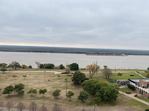Imagen 8 de 30 de Departamento De 2 Dormitorios En Venta Con Cochera Frente Al Rio Centro Rosario
