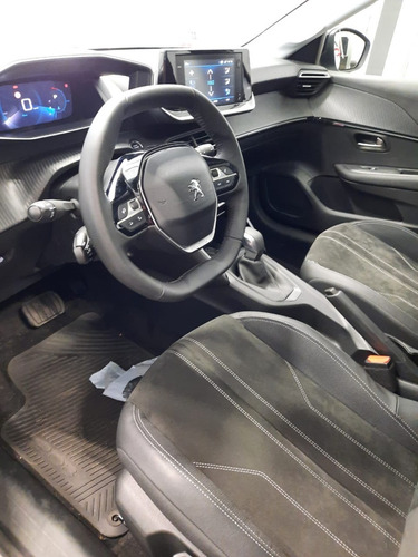 Peugeot 208 1.6l Feline Tiptronic E