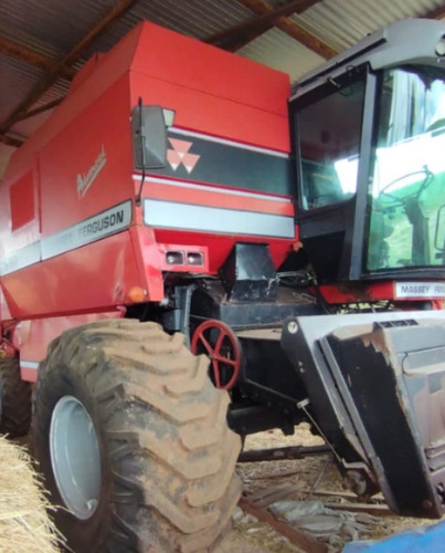 Colheitadeira Massey Ferguson 5650 Ano 2004