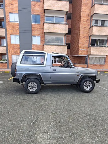 Daihatsu Rocky 2.2 F95