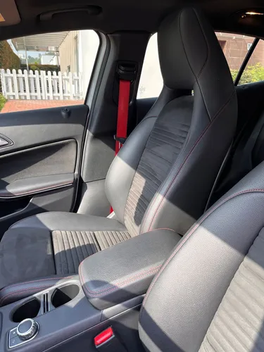 Mercedes-Benz Clase GLA 1.6 Urban