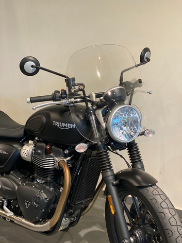 Triumph Street Twin