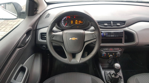 Imagem 8 de 14 de Chevrolet Onix 1.0 Mpfi Joy 8v Flex 4p Manual