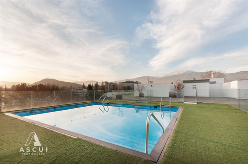 Departamento En Venta De 3 Dorm. En Lo Barnechea