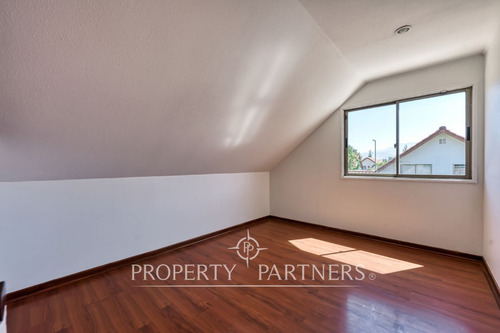 Chicureo Centro, Condominio Con Seguridad