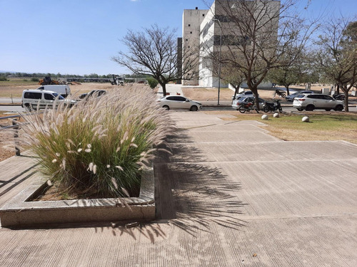 Oficina En Parque Empresarial Córdoba