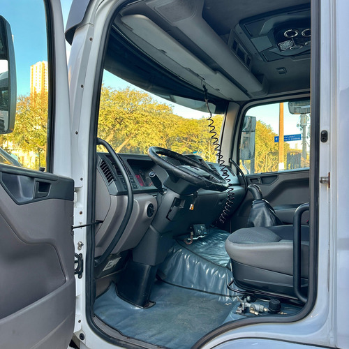 Vw 24-280 Constellation Leito Ano 2016 Bitruck 8x2 Financia