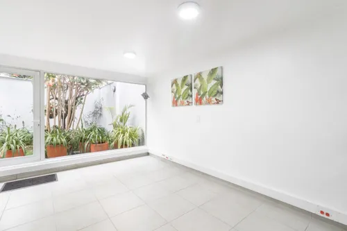 Casa En Venta En San Patricio. Cod V8698