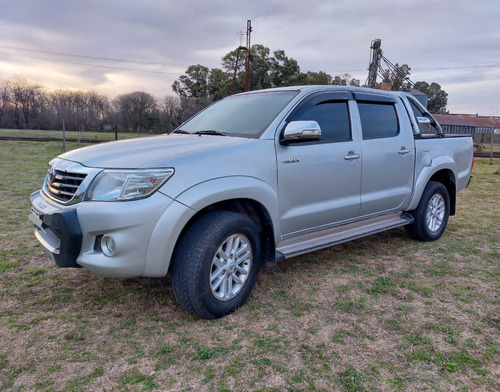 Toyota Hilux 2.7 Cd Srv Vvti 4x2