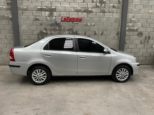 Toyota Etios 1.5 Sedan Xls