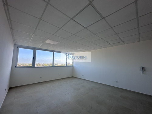 Alquilamos Oficinas A Estrenar En Av.constitucion