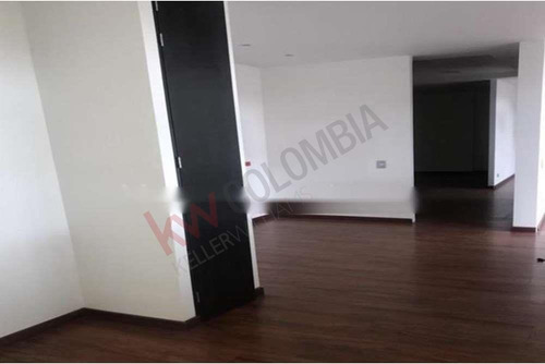 Imagen 16 de 20 de Vendo Magnifica Oficina Chico-9485