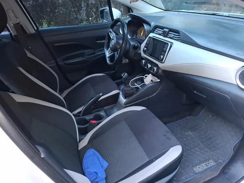 Nissan Versa 1.6 Advance Mt