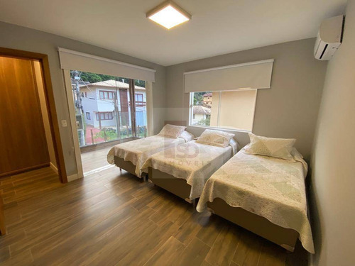 Imagem 22 de 27 de Casa Com 4 Dormitórios À Venda, 252 M² Por R$ 1.680.000,00 - Vargem Grande - Teresópolis/rj - Ca0819