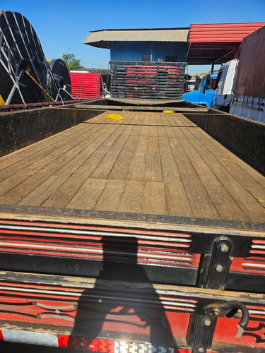 Vw 24-250 Carga Seca Bitruck 8x2 10/10