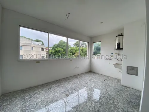 Ls Vende Pent House Urb Miranda