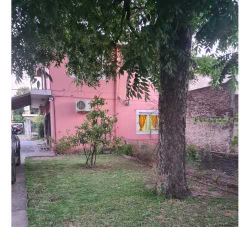 Casa Con Jardín, Pileta Y Parrilla En Lote Doble - Apto Crédito- Dueño Directo - Merlo