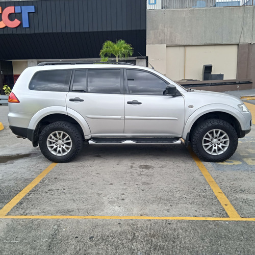 Mitsubishi Montero Glx