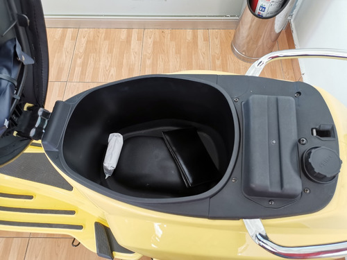 Imagen 7 de 7 de Piaggio Vespa 1183