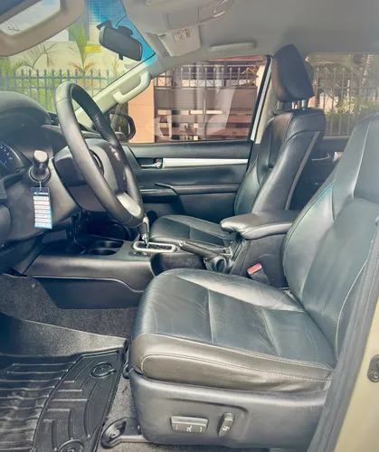 Toyota Hilux 2.8 Srv