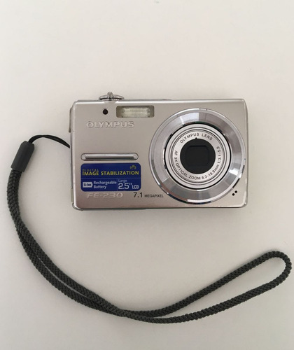 Camara De Fotos Digital Olympus Modelo X750 6 Mp Impecable (Reacondicionado)