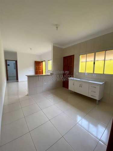 Imagem 9 de 30 de Casa Com Piscina - Ivo51
