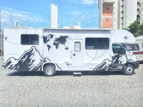 Imagem 4 de 15 de Iveco