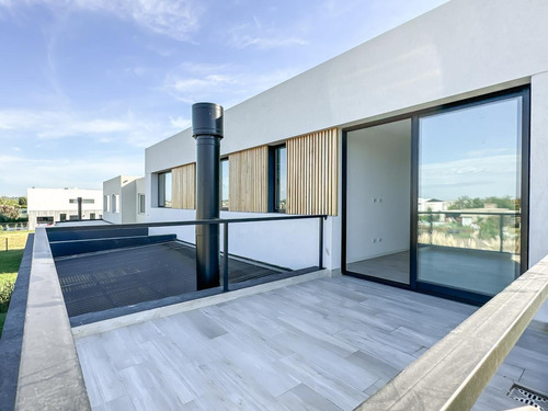 Imagen 21 de 30 de Casa En Venta De 4 Dormitorios, A Estrenar En Barrio Los Ceibos, Puertos Del Lago