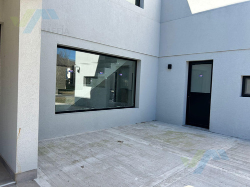 Casa En Venta 5 Amb En Altos De Campo Grande