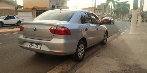 Imagem 6 de 9 de Volkswagen Voyage 2016 1.6 Msi Trendline Total Flex 4p