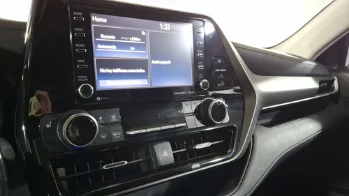 Toyota Highlander 3.5 XLE AUTO