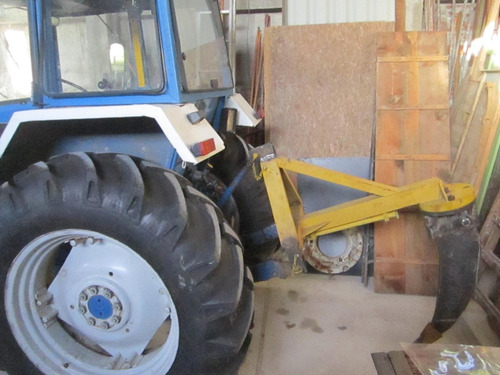 Ford 6610 - 4 X 4 - New Holland Ltda .ingles