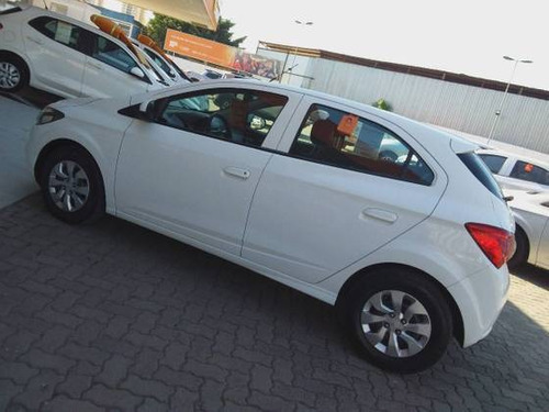 Imagem 6 de 9 de Chevrolet Onix 1.0 Mpfi Lt 8v Flex 4p Manual