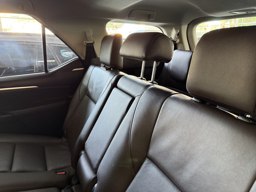 Toyota Hilux SW4 2.7 SRV 7 LUGARES 4X2 16V FLEX 4P AUTOMÁTICO