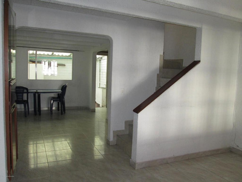 Casa En Villa Alsacia(bogota) Rah Co: 21-151