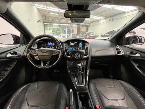 Ford Focus Fastback 2.0 Titanium Flex Powershift 4p