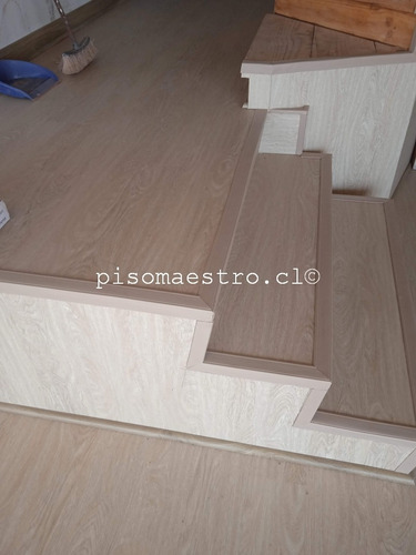 Imagen 10 de 10 de Instalación De Piso Flotante Laminado