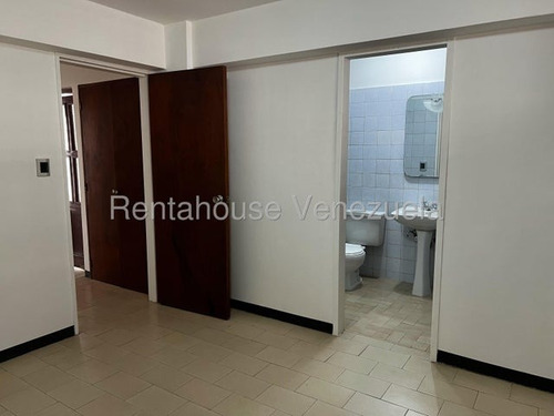 Apartamento En Venta Parroquia La Candelaria 25-20761