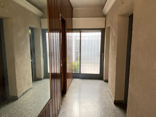 Imagen 2 de 30 de Casa Sobre Lote Propio Con Patio Y Terraza!