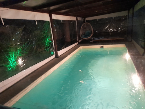 Imagen 3 de 24 de Casa Piscina Climatizada A 34 Grados, Con Cerramiento En Pvc. En Parque Del Plata