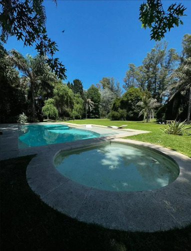 Casa En Club De Campo El Moro