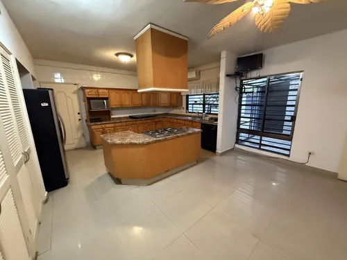 Casa En Venta Cumbres 2 Sector Monterrey