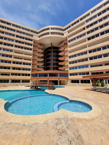 Imagen 1 de 15 de Excelente Apartamento Vacacional Edificio Vicenzo Costa Azul A Pocos Metros Del Centro Comercial La Vela