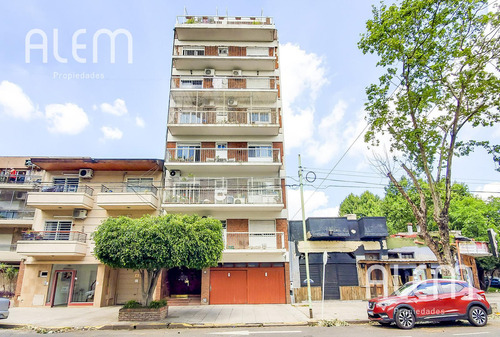 Departamento En  Av. Lastra 3800 - Contrafrente