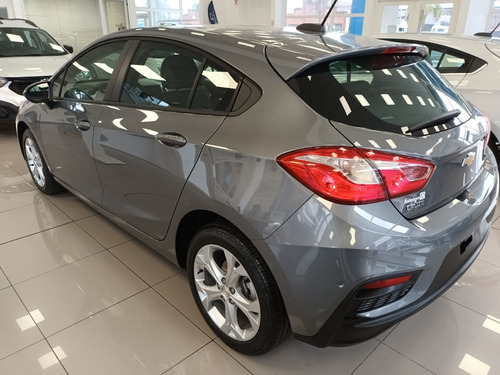 Imagen 16 de 22 de Chevrolet Cruze 5 Lt Mr