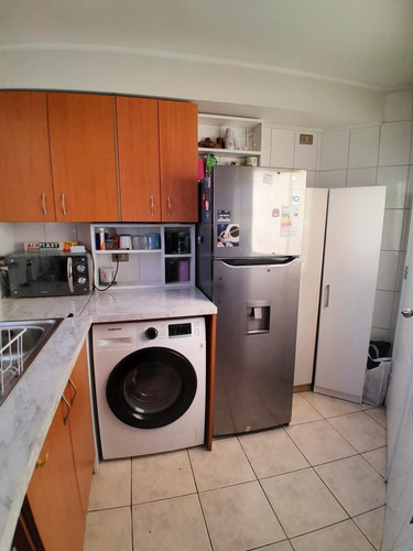 Dpto, Piso 23 En Av. Chacabuco.