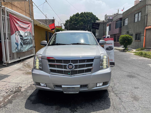 Imagen 2 de 15 de Cadillac Escalade 6.2l Platinum 4x4